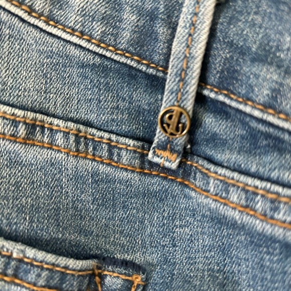 Driftwood Beau 26 Mid-rise Skinny Jean Distressed Pearl Rhinestone Embellished - Picture 6 of 9